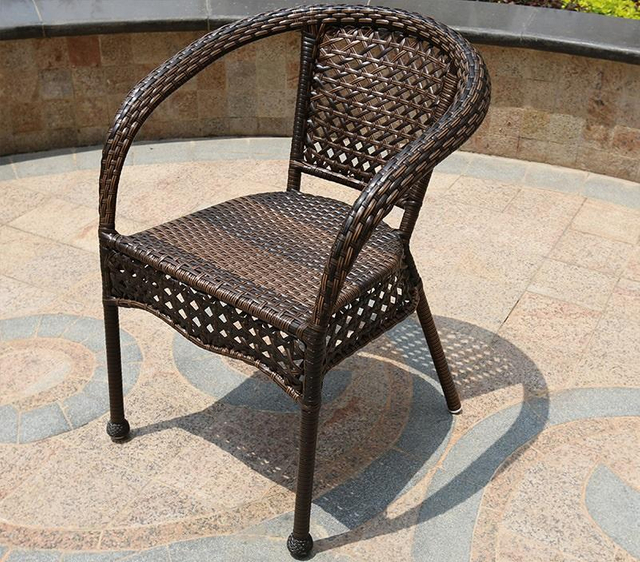 Venta al por mayor, silla de ratán para exteriores, estructura de acero, silla de alta calidad, reposabrazos, asiento de ratán y silla de comedor